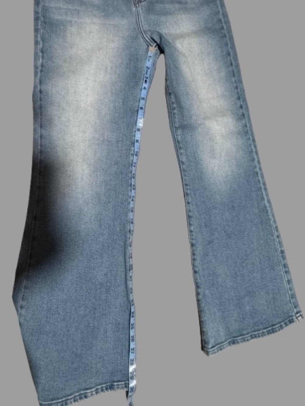 Hidden Jeans Size 31 High Rise Light Wash Denim - Picture 4 of 6
